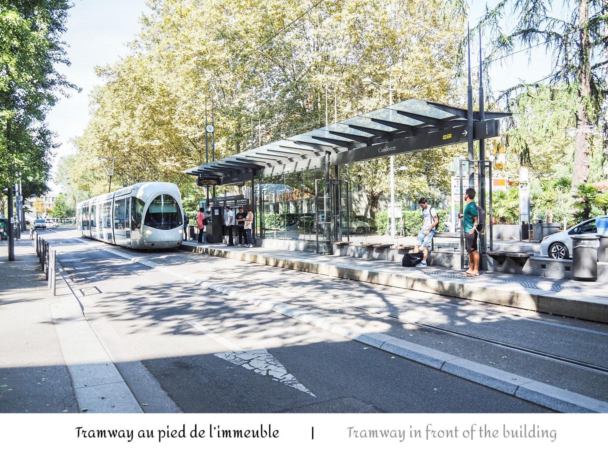 Le Celestay Villeurbanne Bagian luar foto