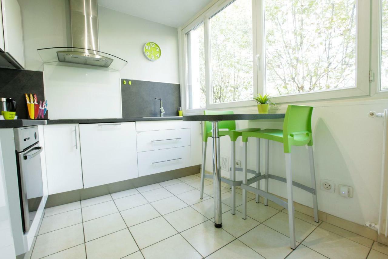 Le Celestay Villeurbanne Bagian luar foto