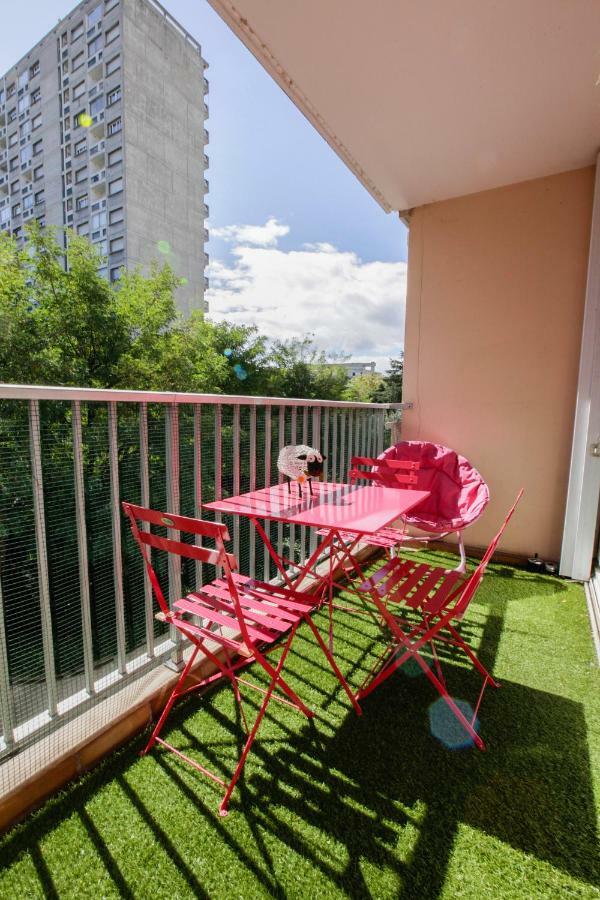 Le Celestay Villeurbanne Bagian luar foto
