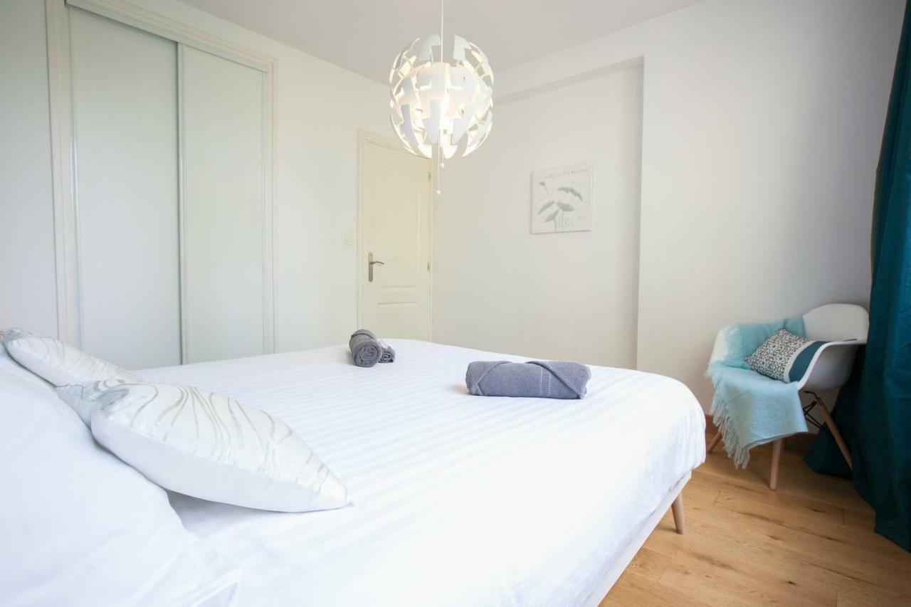 Le Celestay Villeurbanne Bagian luar foto